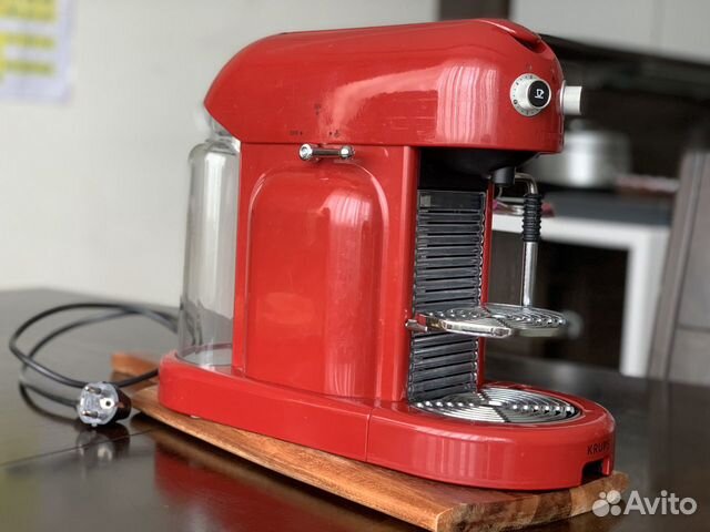 Кофемашина капсульная Krups Nespresso maestria XN8