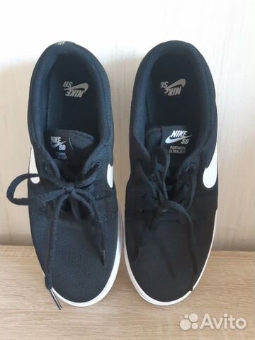 Бутсы на мальчика nike размер 38-39
