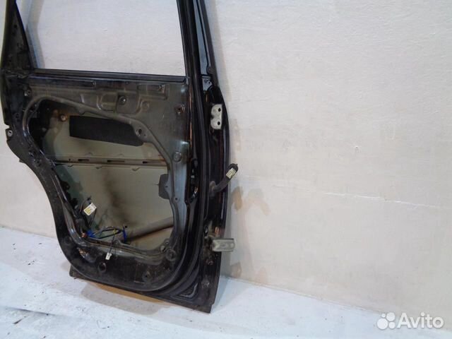 Дверь задняя левая Kia Sorento 2009)