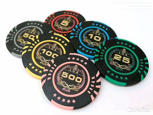 Покерный набор на 500 фишек LUX Покерный набор на 500 фишек LUX