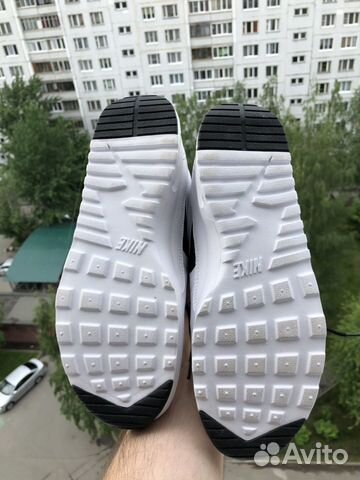 Женские кроссовки Nike Air Max Женские кроссовки Nike Air Max