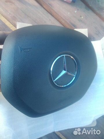 Подушка безопасности в руль Mercedes-Benz C-Classe Подушка безопасности в руль Mercedes-Benz C-Classe