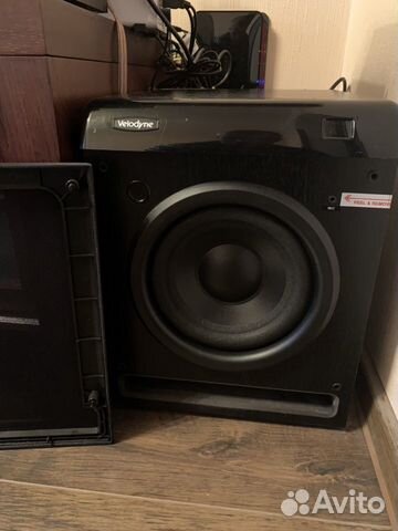 Сабвуфер Velodyne CHT-8Q