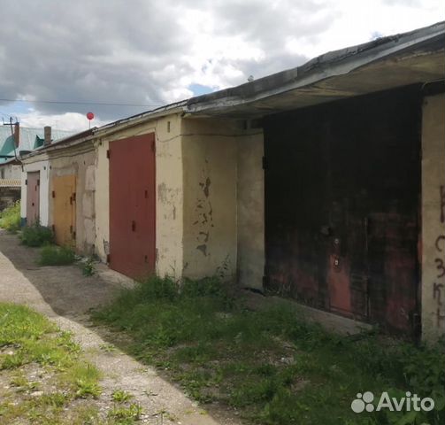 Гараж, > 30 м²