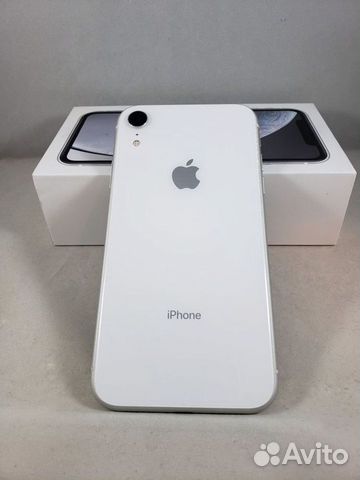Телефон iPhone XR