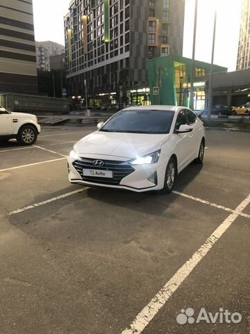 Hyundai Elantra 1.6 AT, 2019, 28 000 км Hyundai Elantra 1.6 AT, 2019, 28 000 км
