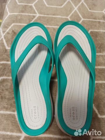 Шлепанцы Crocs W8