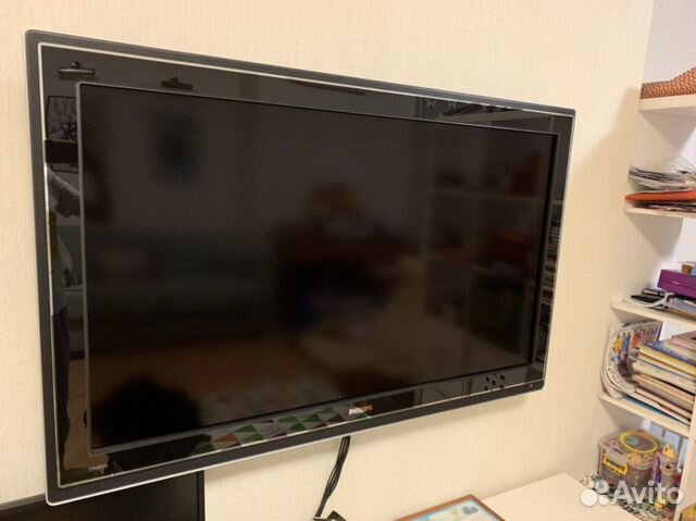 Телевизор Philips с подсветкой ambilight, 130 см Телевизор Philips с подсветкой ambilight, 130 см