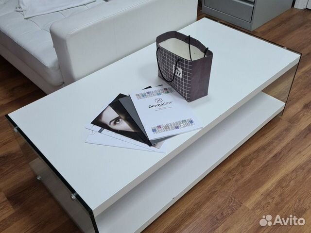 Столик журнальный