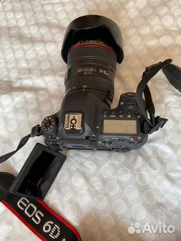 Фотоаппарат зеркальный премиум Canon EOS 6D Mark 2 Фотоаппарат зеркальный премиум Canon EOS 6D Mark 2