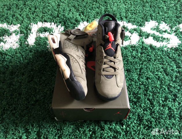 Nike Air Jordan Retro 6 x Travis Scott 3,5US(35RU)