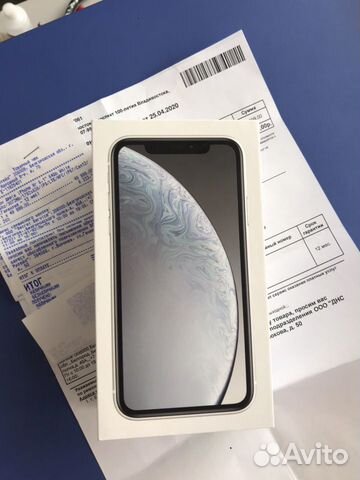 iPhone XR - 64gb white iPhone XR - 64gb white
