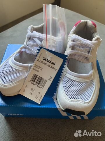 Кроссовки Adidas новые