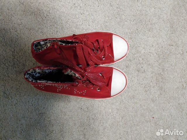 Продам кеды для девочки