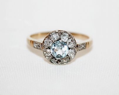 Кольцо с аквамарином и бриллиантами