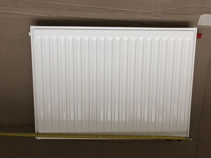 Радиатор 70 на 50 с нижнем подключением