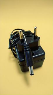 Блок питания - AC Adaper Leader 16,5 V output