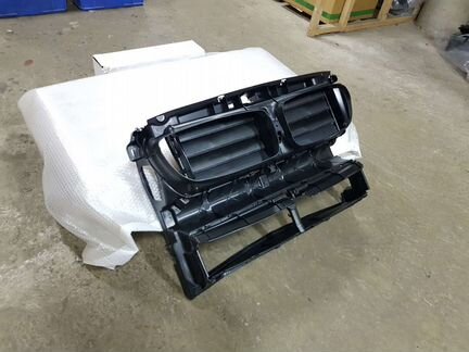 Воздуховод с управляемыми заслонками BMW 5 F10 F18