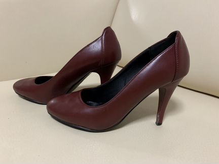 Туфли бордовые