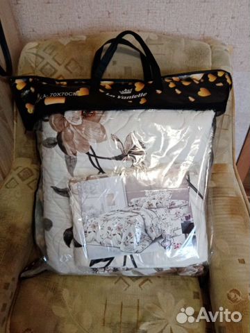 Комплект с одеялом