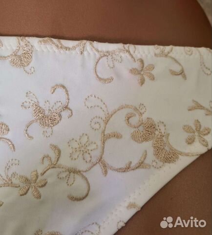 Купальник Calzedonia вышивка