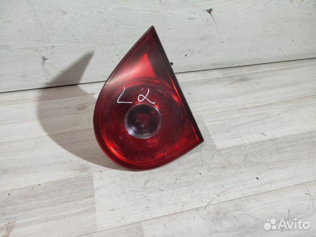 Фонарь задний правый Volkswagen Golf 5 BUD 1.4