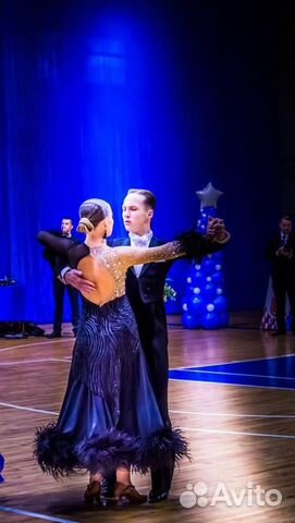 Платье для бальных танцев