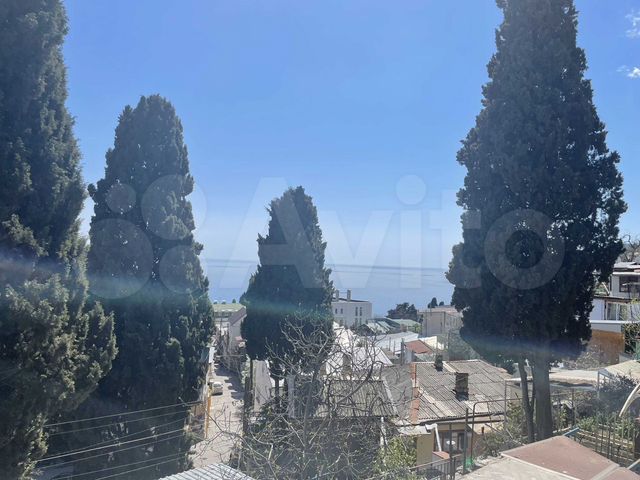 Комната 16 м² в 2-к., 1/2 эт.