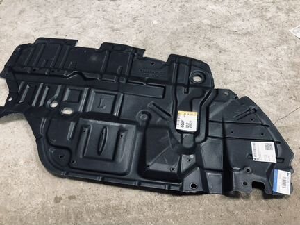 Пыльник моторного отсека левый Camry xv50, 55