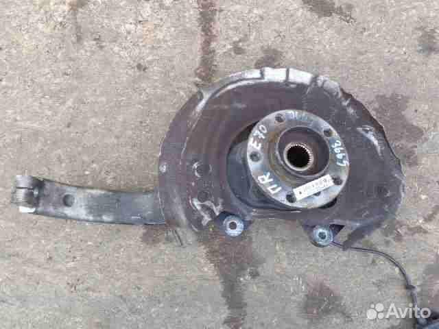 Кулак поворотный правый BMW X5 E70 6773784