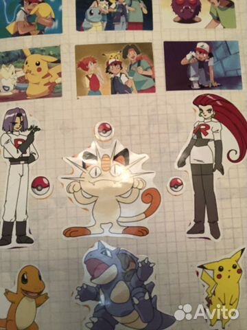 Продам колекцию наклек покемон две тетради
