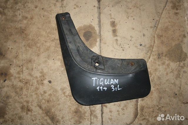 Брызговик задний левый Volkswagen tiguan 2011-2016