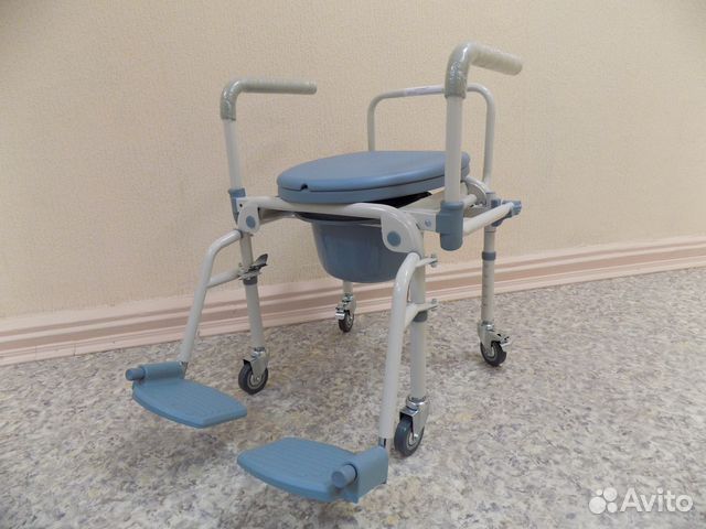 Кресло санитарное.Кресло стул туалет