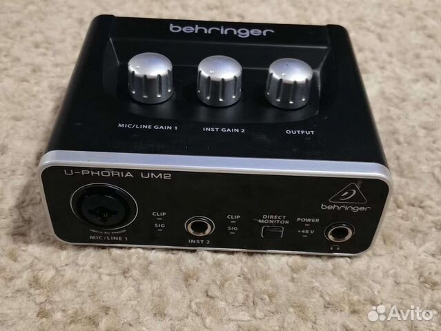 Шипит звуковая карта behringer