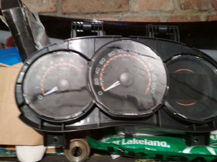 Панель приборов на икс рей кросс