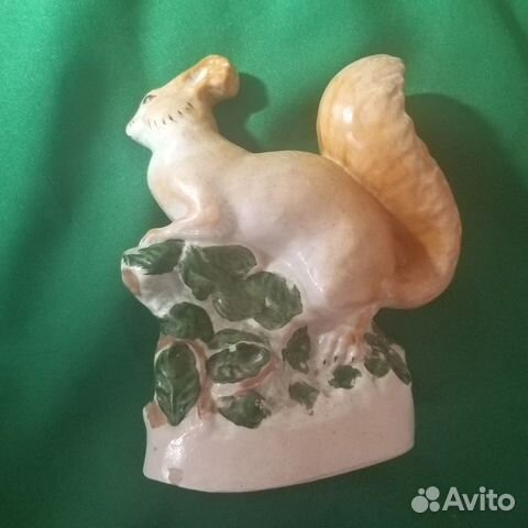 Статуэтка, Белка, старинная, фаянс