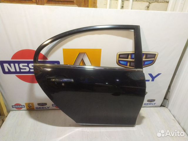 Дверь задняя боковая geely emgrand EC7 Прав