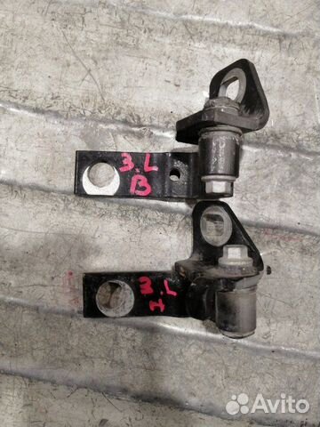 Петля двери задняя левая Ford Focus 3 седан 1.6