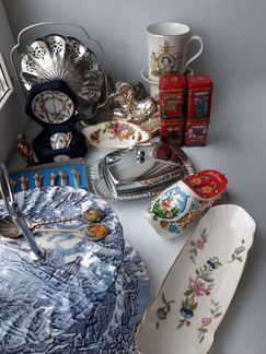 Этажерка,масленка и интересные вещи из Англии