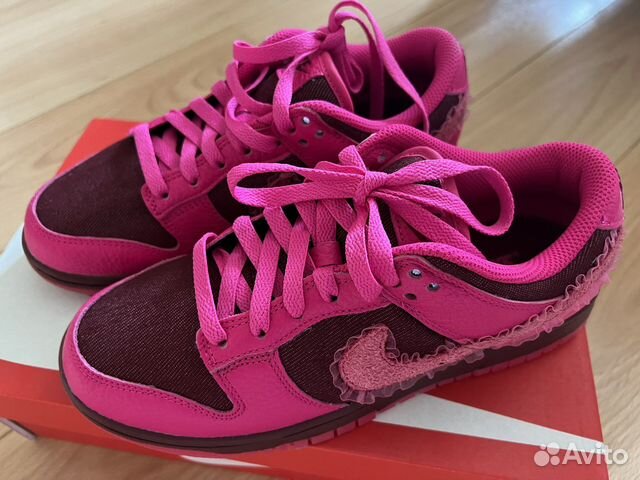 Новые кроссовки Nike Dunk Low Valentine’s Day (W)