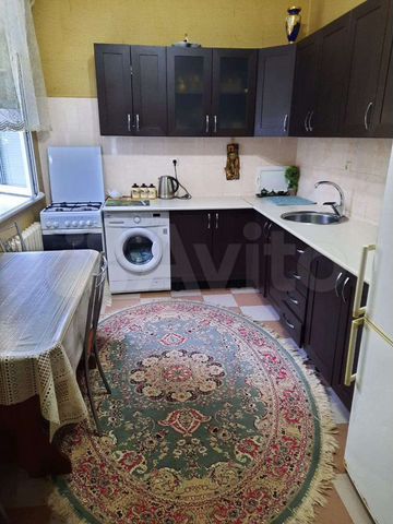 2-к. квартира, 67 м², 2/3 эт.