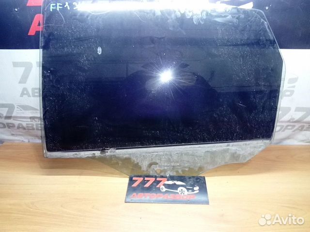 Стекло заднее левое Ford Focus 1