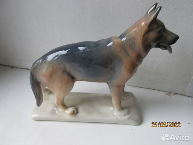 Фарфоровые статуэтки