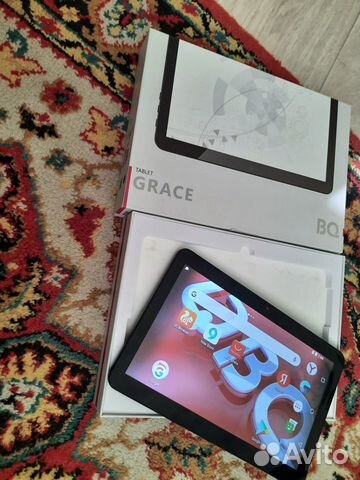 Функциональный планшет BQ1081G 3G
