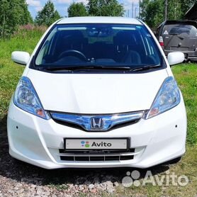 Honda Fit 2013 Hybrid