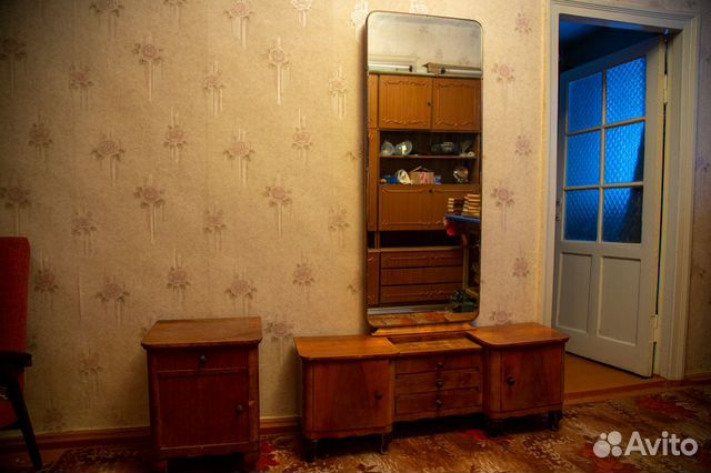 Ретро трюмо из массива