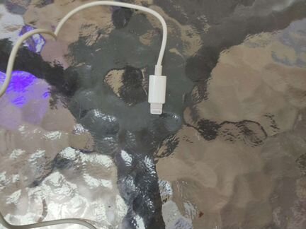 Наушники Apple EarPods с разъёмом lightning