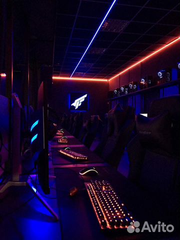 Компьютерные столы