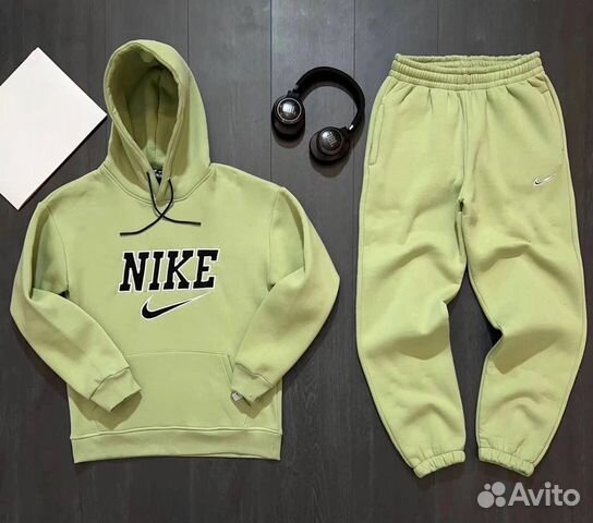 Зимний костюм Nike на флисе