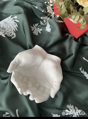 Кашпо из гипса- «Руки Давида»